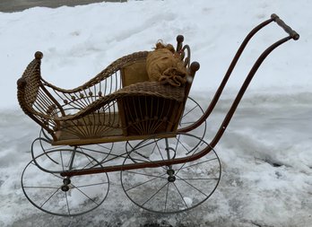Fine Victorian Wicker Dolls Carriage