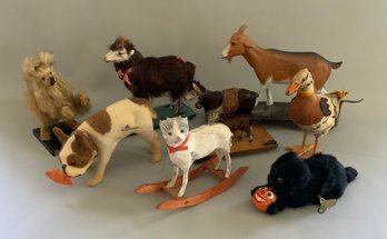 Lot Of 8 Toy Action Animals