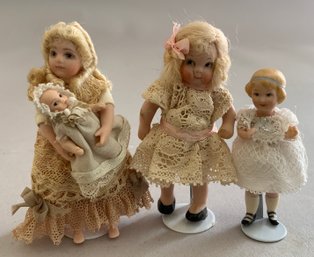 Lot Of Miscellaneous Dolls