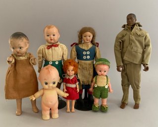 Opportunity Lot Of 7 Assorted Dolls