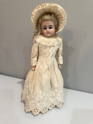 15 German Turned Head