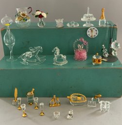 Brass-fitted Glass Showcase