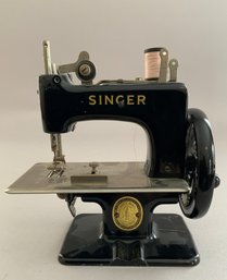 Singer Childs Hand Crank Sewing Machine