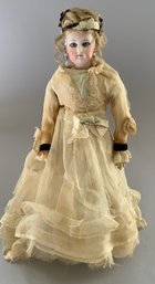 12 Swivel Neck French Fashion Incised O