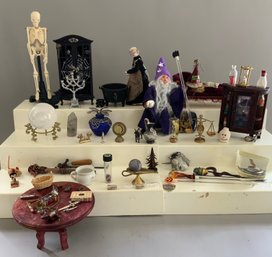 Contents Of Smalls For A Wizards Room Box