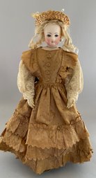 17 French Fashion Swivel Neck