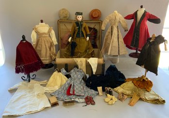 13 French Fashion Swivel Neck Shoulder Head