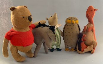 5  F A O Schwarz Special Artist Edition Winnie The Pooh Cloth/felt Animals