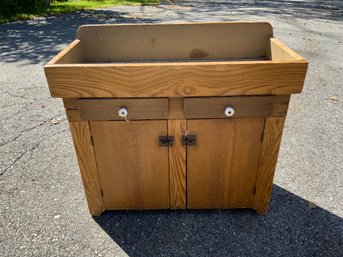 One 28.5x13.5x24 Small Pine Childrens Dry Sink