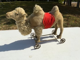 One 22x19.5 Steiff Camel On Wheels