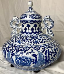 Vintage Bombay Chinoiserie Blue And White Ginger Jar