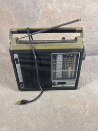 Vintage General Electric 7 Band Instant Weather Portable Radio