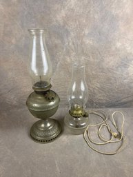 Antique Oil Lamps With Clear Glass Chimneys
