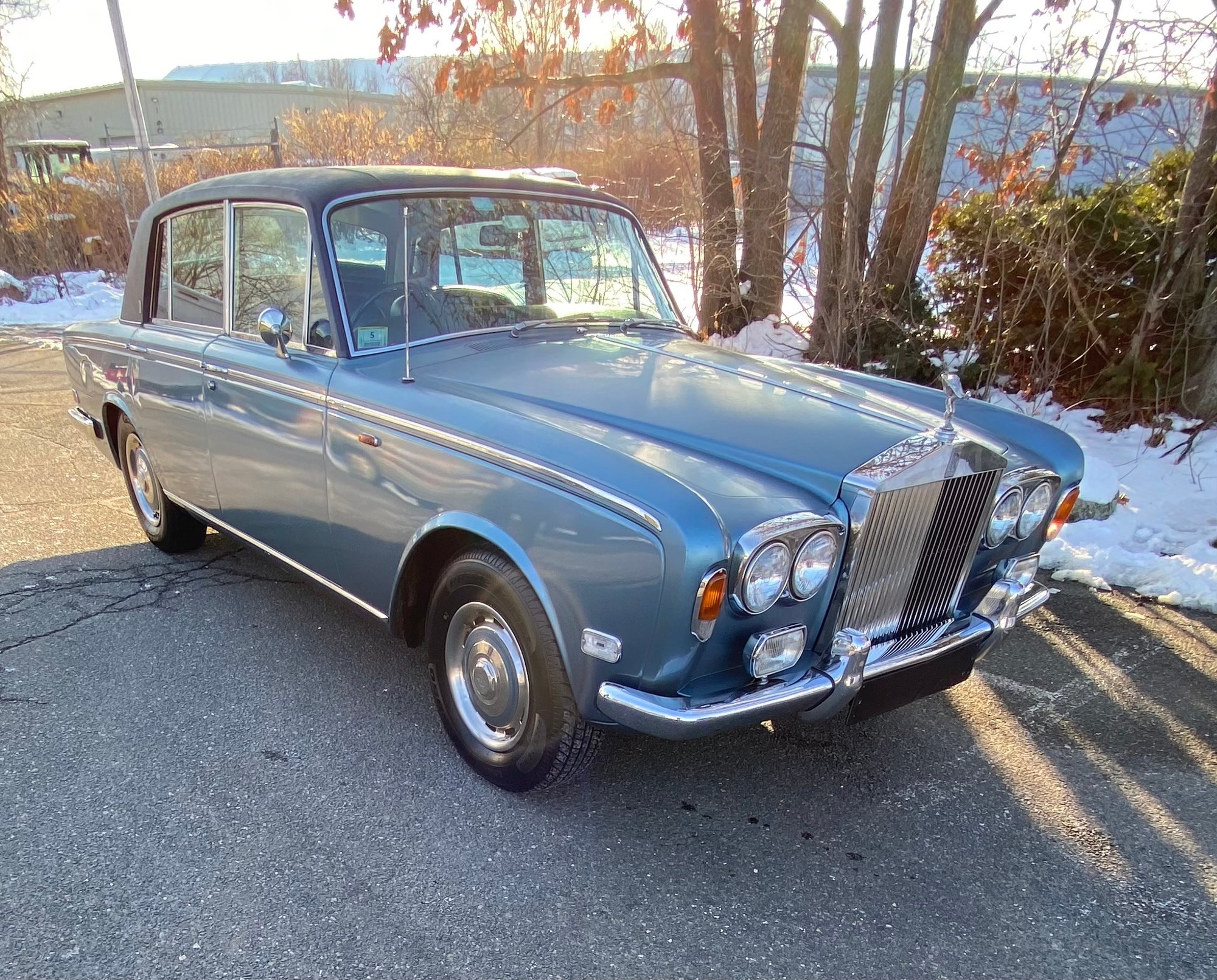 ROYCEページ Jack Barclay 1974 Rolls-Royce Silver Shadow #4906 | Auctionninja.com