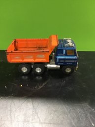 ERTL Dump Truck